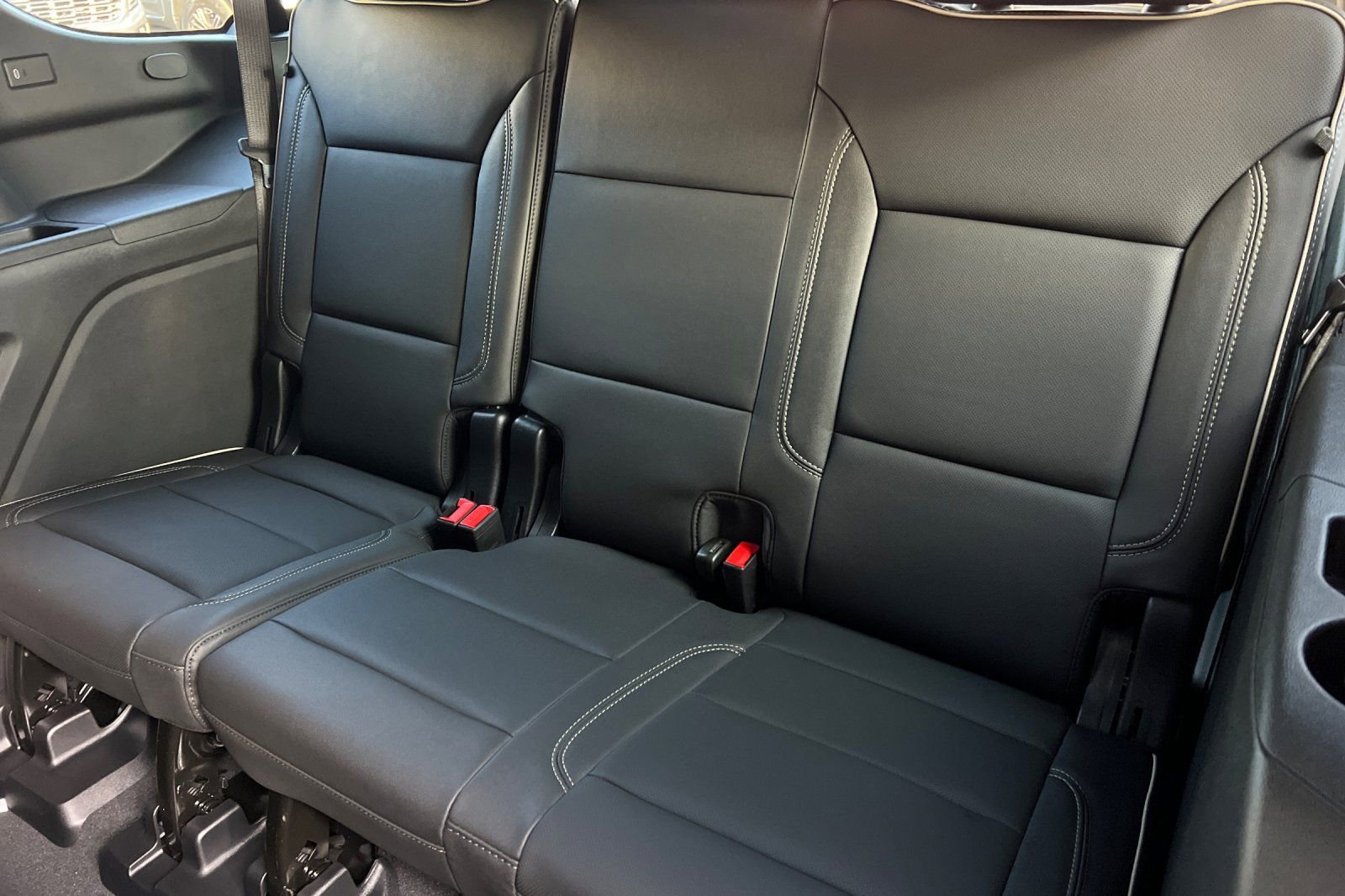 New 2026 GMC Yukon Elevation image 14