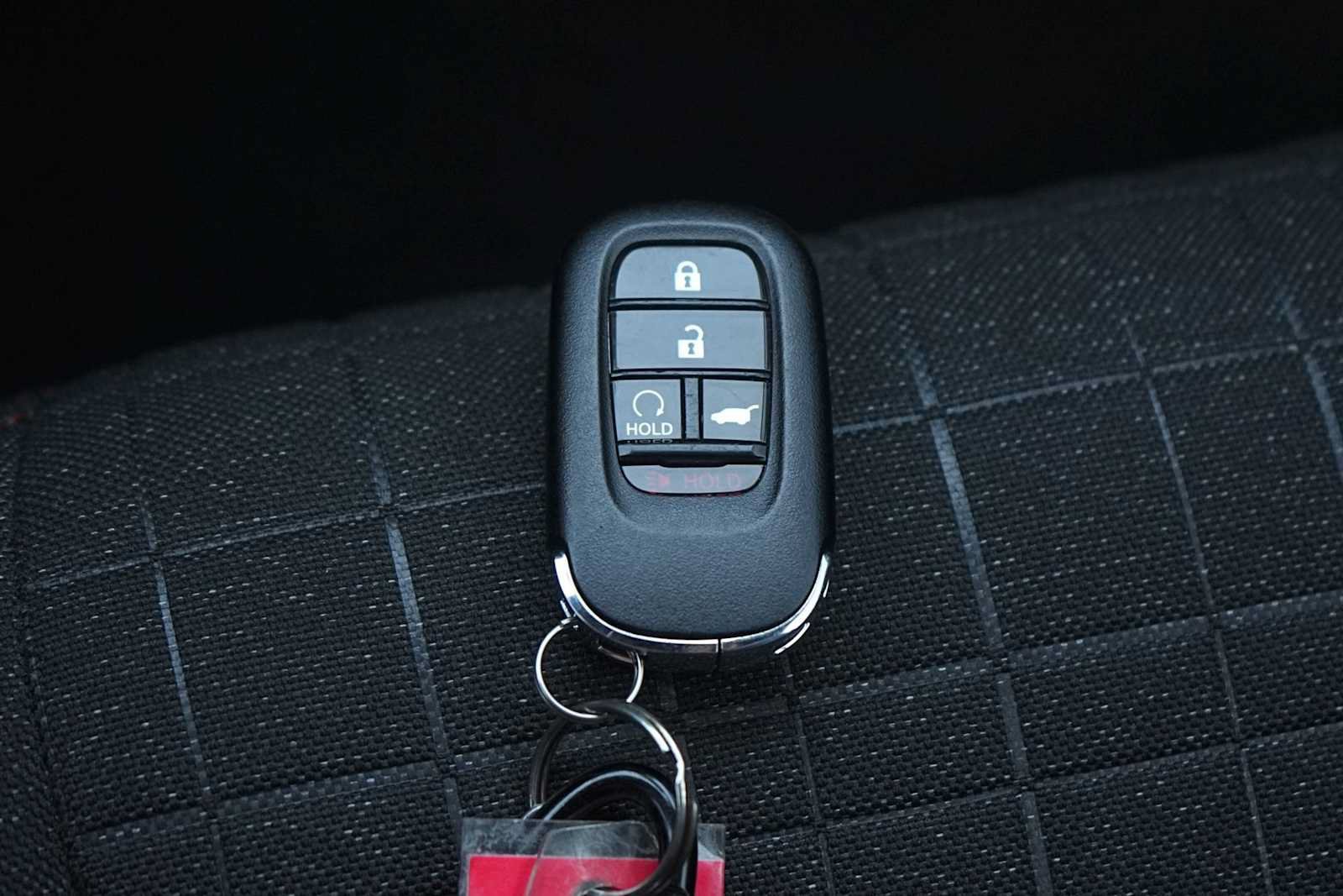 Certified 2025 Honda HR-V Sport image 29