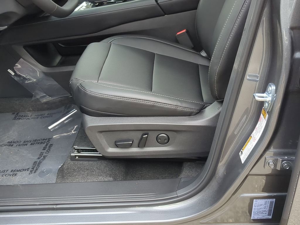 New 2026 Nissan Murano SL image 14