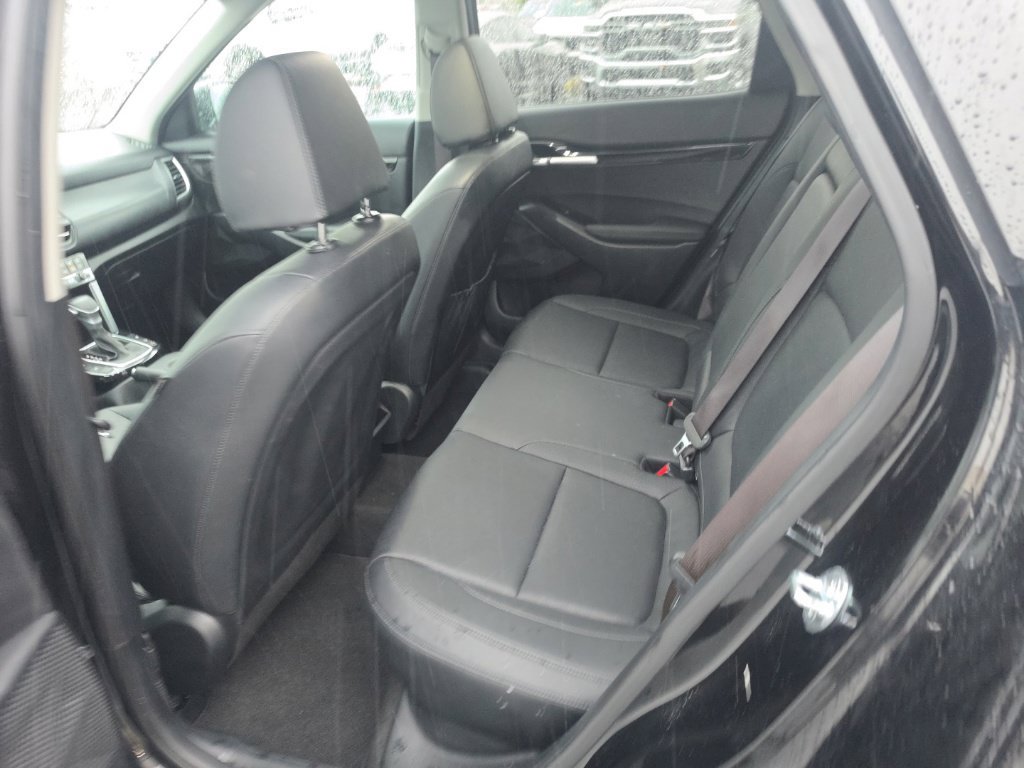 Used 2025 Kia Seltos EX w/ EX Sunroof Package FWD image 25