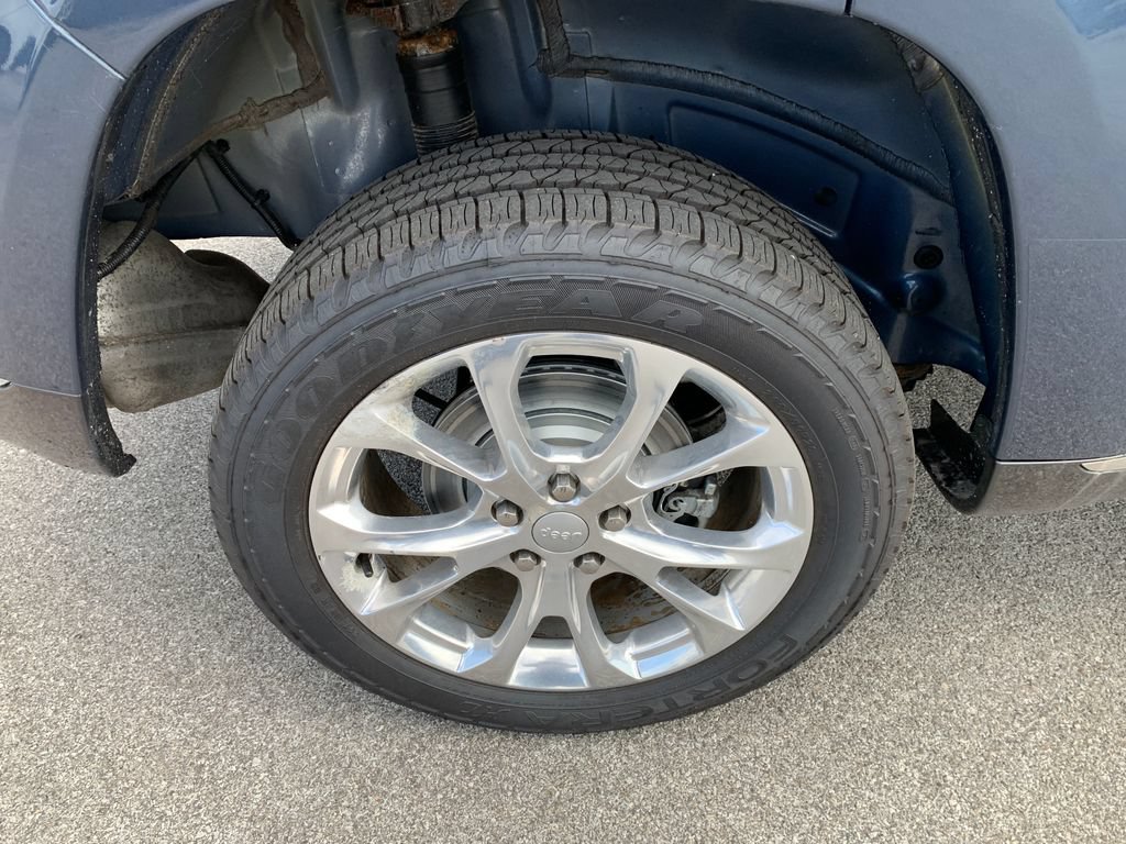 Used 2021 Jeep Grand Cherokee Summit AWD/4WD image 11