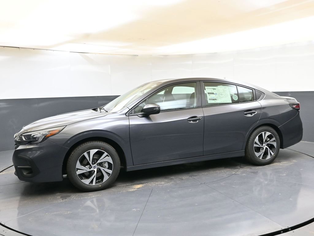 Used 2025 Subaru Legacy Premium AWD/4WD image 2