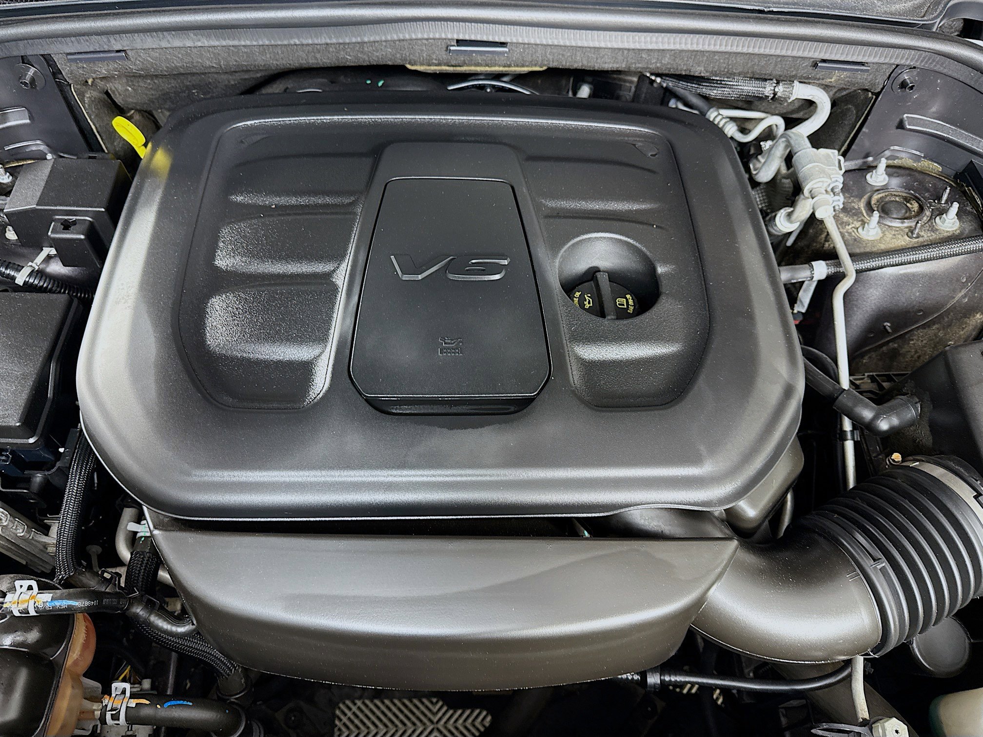 Used 2021 Dodge Durango SXT image 37