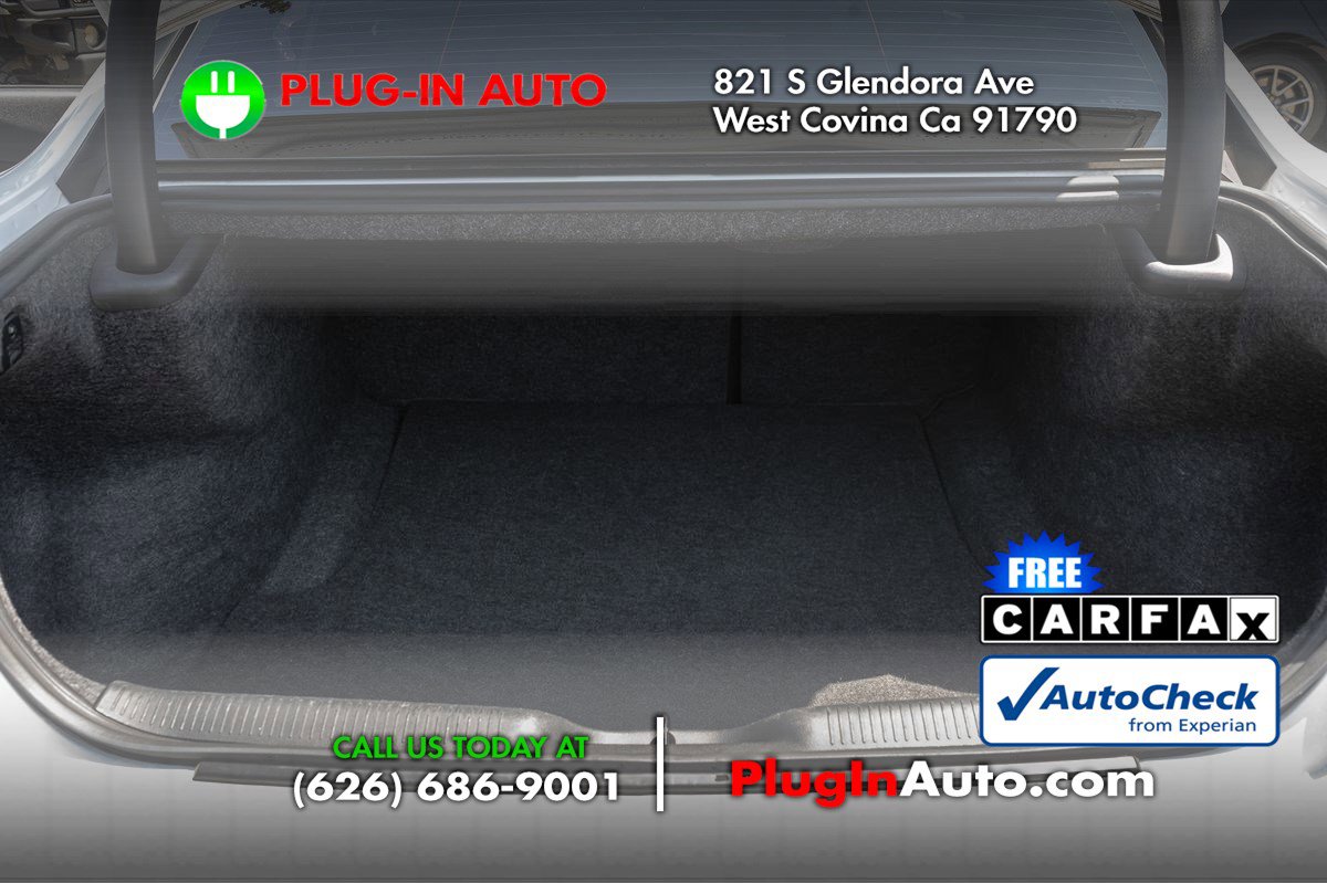 Used 2022 Dodge Charger SXT RWD image 10