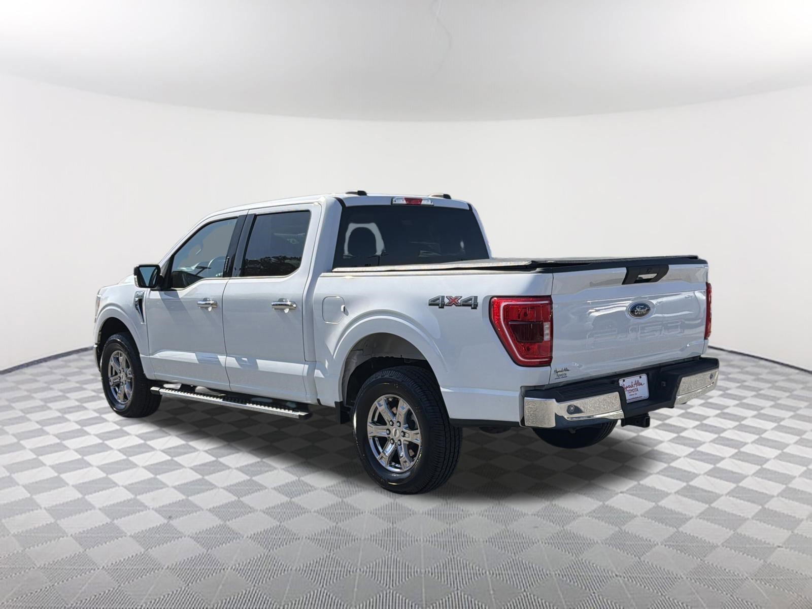 Used 2021 Ford F150 XLT w/ Equipment Group 301A Mid image 15