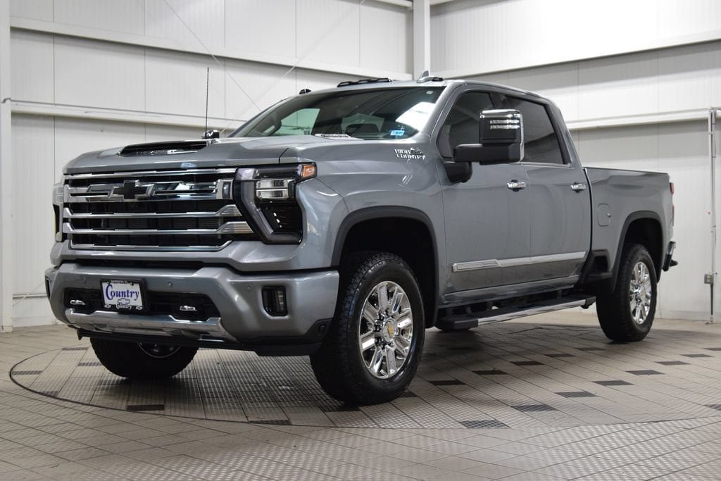 New 2026 Chevrolet Silverado 2500 High Country w/ High Country Premium Package AWD/4WD image 3