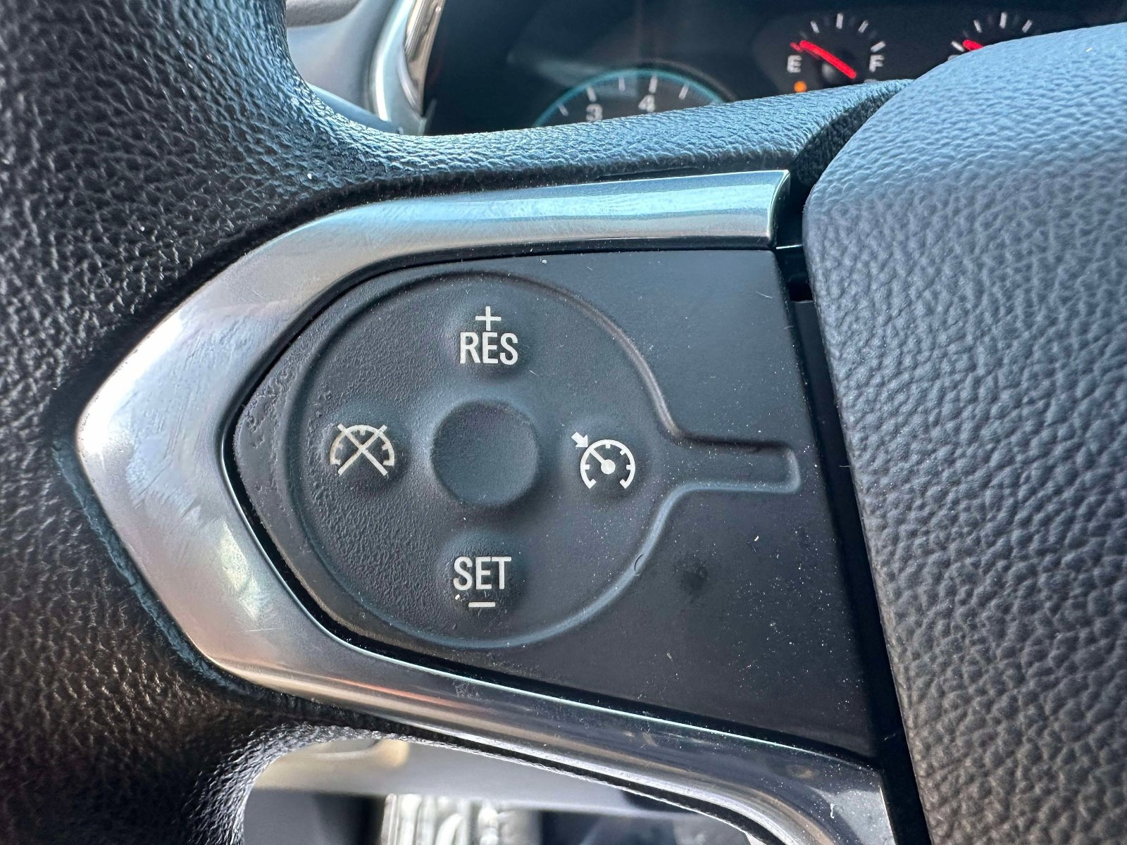 Certified 2020 Chevrolet Traverse LS image 19