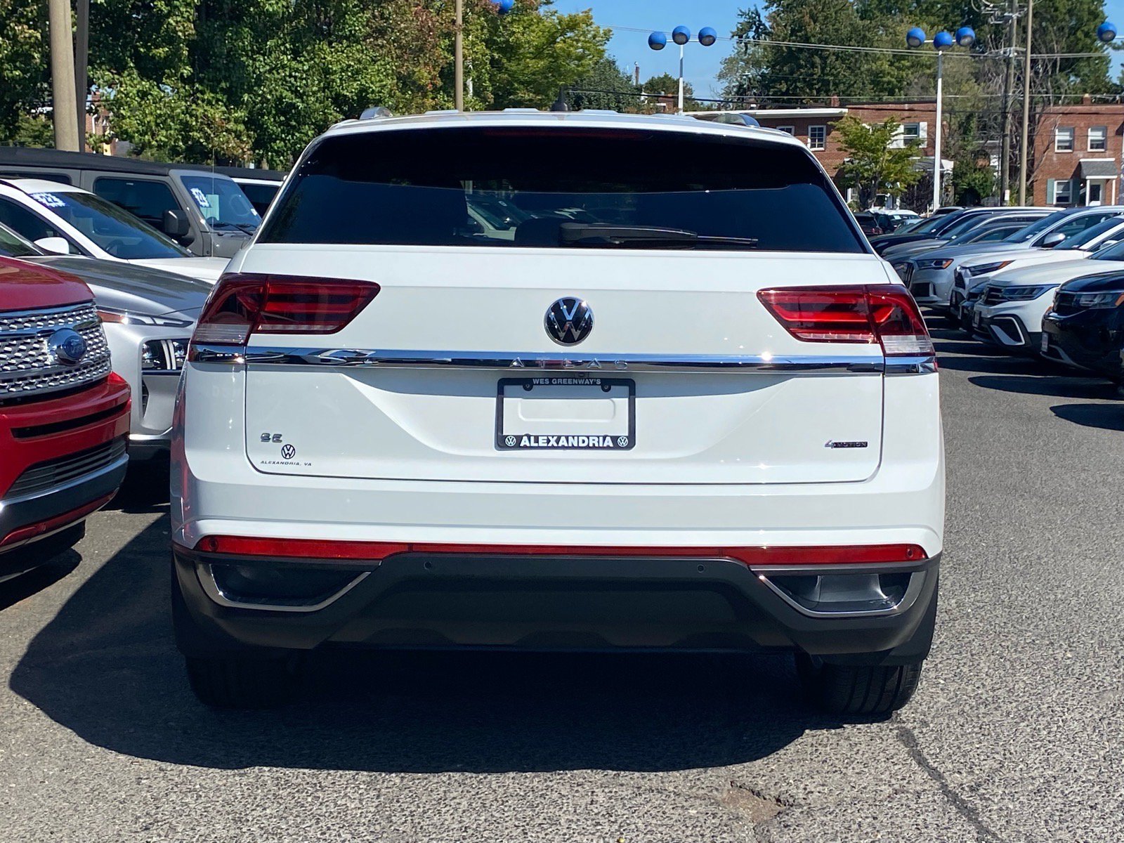 Certified 2023 Volkswagen Atlas Cross Sport SE AWD/4WD image 4