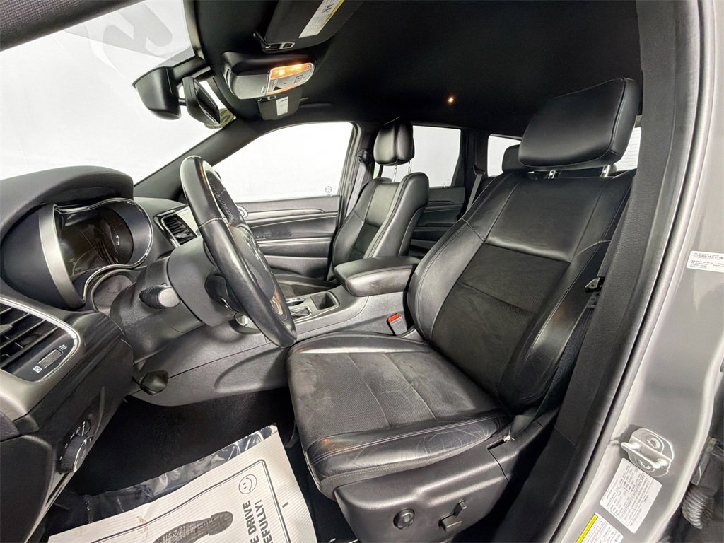 Used 2021 Jeep Grand Cherokee Altitude image 19