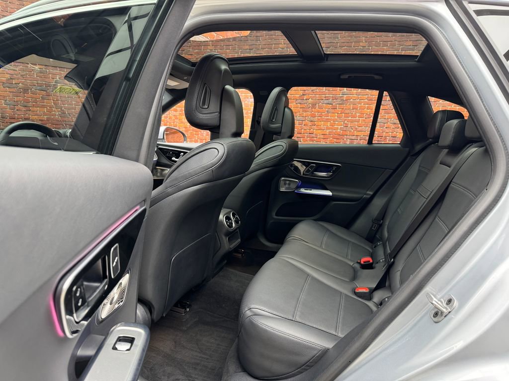 Used 2026 Mercedes-Benz GLC 300 4MATIC image 21