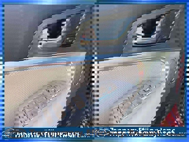 Used 2025 Genesis G70 2.5T w/ Sport Prestige Package image 17