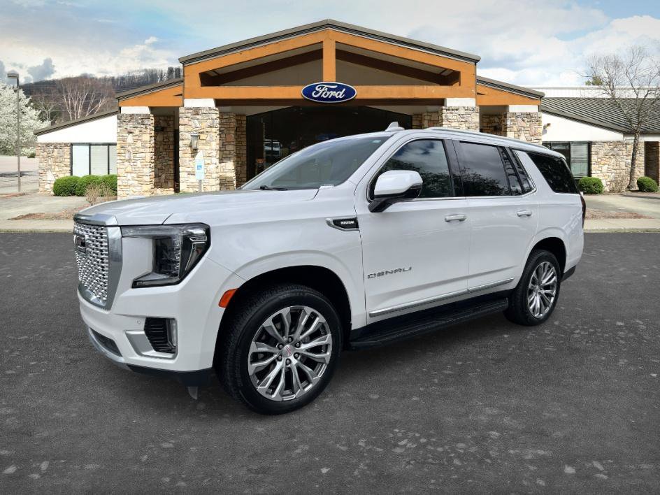 Used 2024 GMC Yukon Denali AWD/4WD image 1