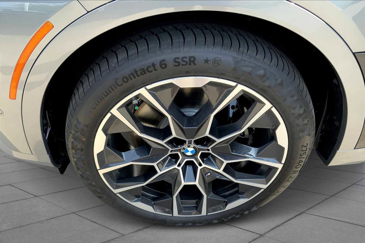 New 2026 BMW X7 M60i image 12