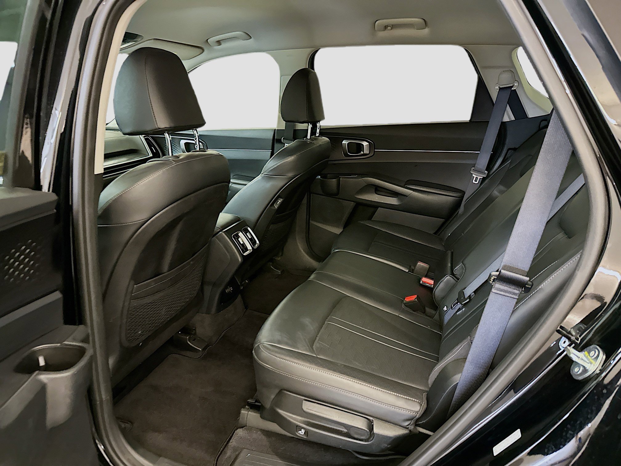 Used 2024 Kia Sorento S image 29