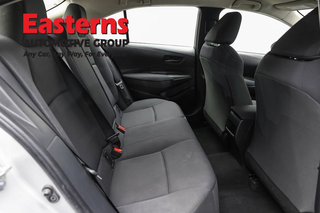 Used 2022 Toyota Corolla LE FWD image 22