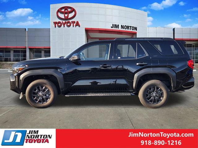 Used 2025 Toyota 4Runner SR5 AWD/4WD image 5