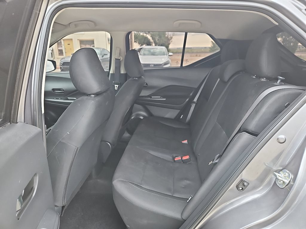 Used 2024 Nissan Kicks S FWD image 11