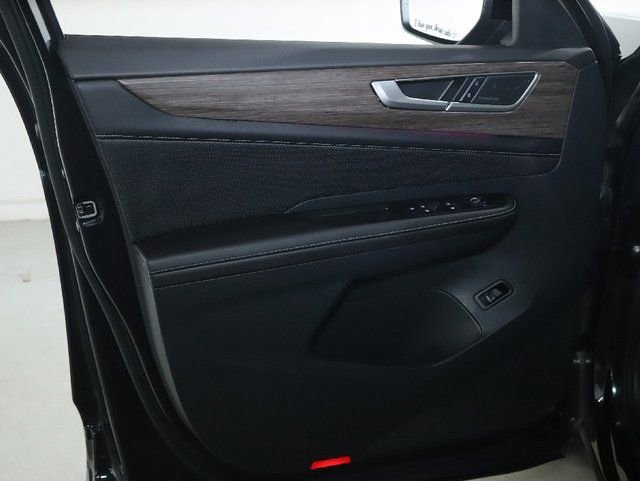 Used 2024 Volkswagen Atlas SEL Premium R-Line AWD/4WD image 19