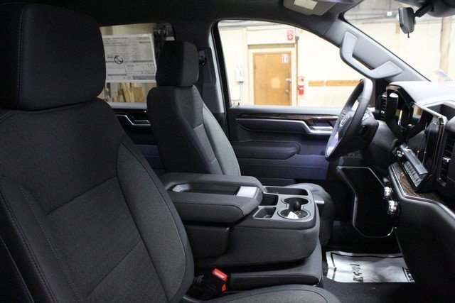 New 2026 GMC Sierra 1500 Elevation image 10