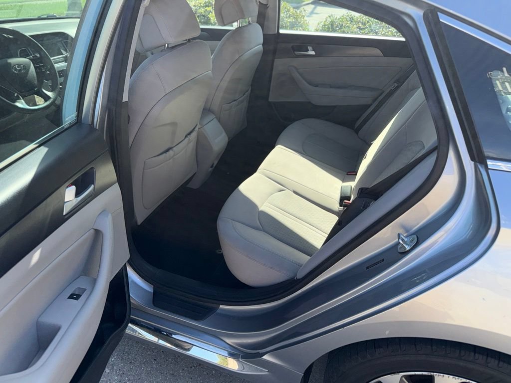 Used 2015 Hyundai Sonata Sport FWD image 17