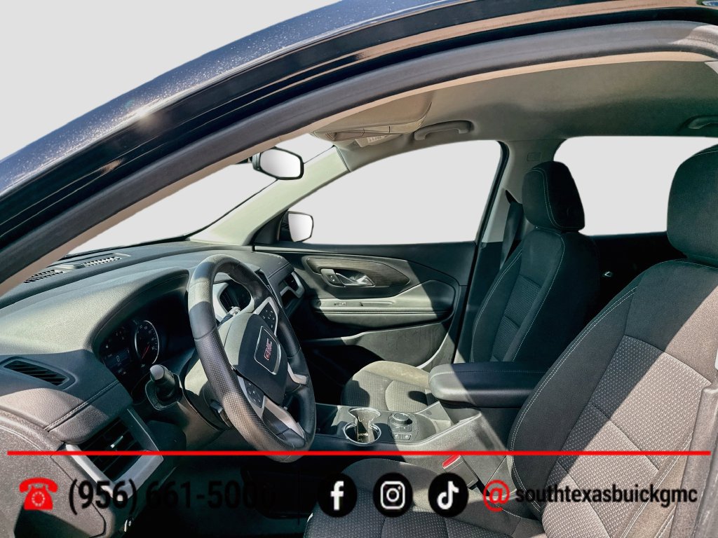 Used 2024 GMC Terrain SLE w/ Driver Convenience Package FWD image 11