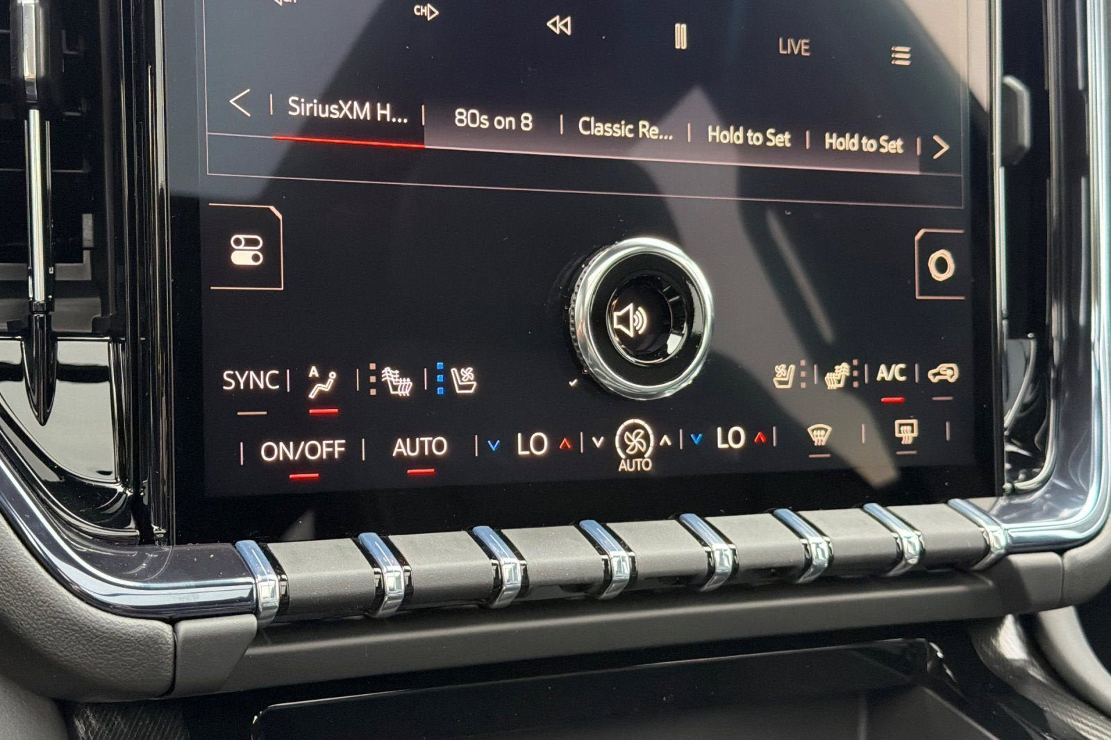 New 2026 GMC Yukon AT4 image 21