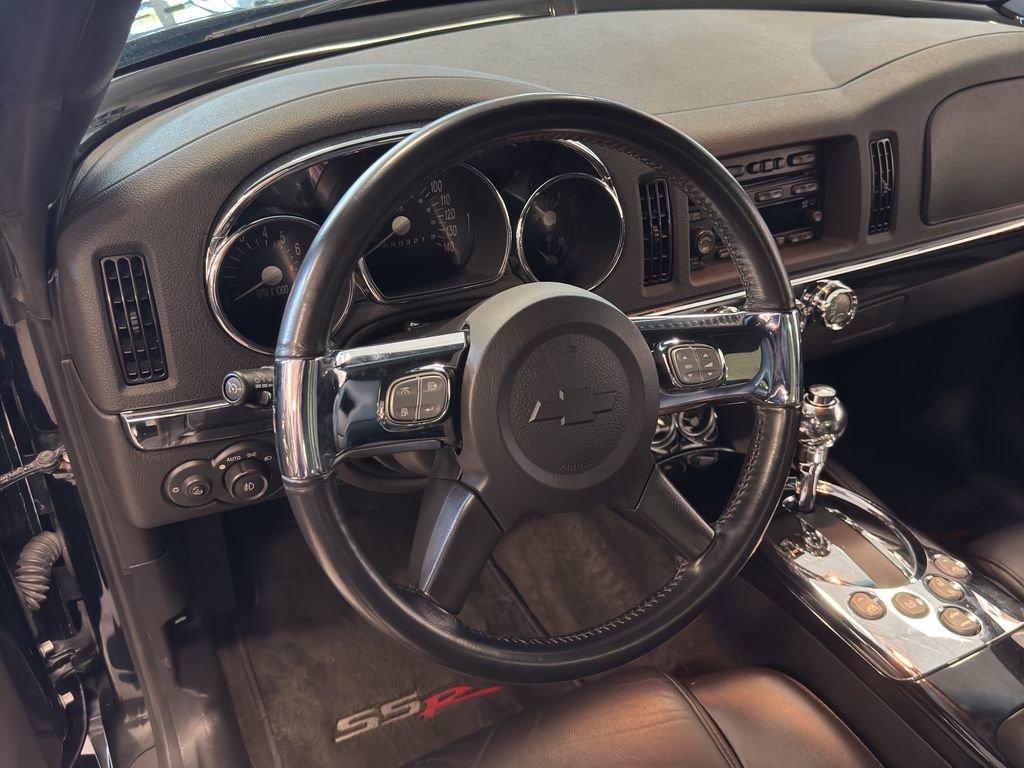 Used 2006 Chevrolet SSR w/ Preferred Equipment Group image 13