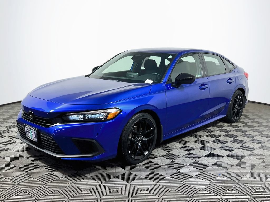 Used 2023 Honda Civic Sport image 3