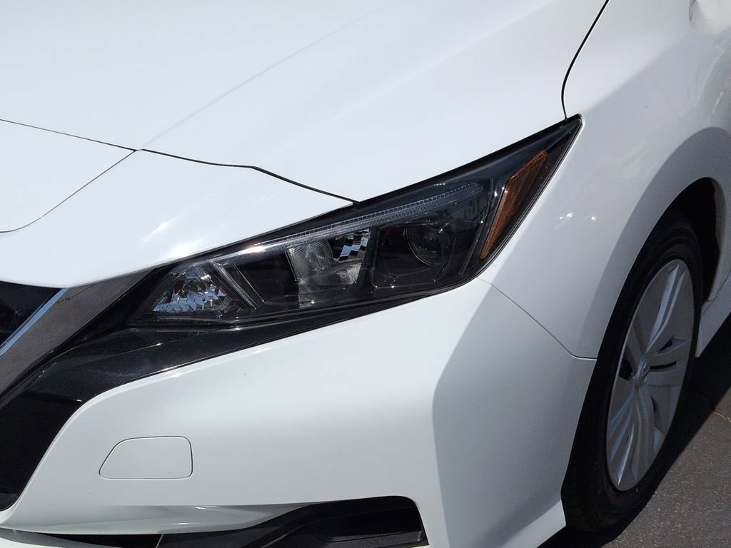 Used 2020 Nissan Leaf S image 8
