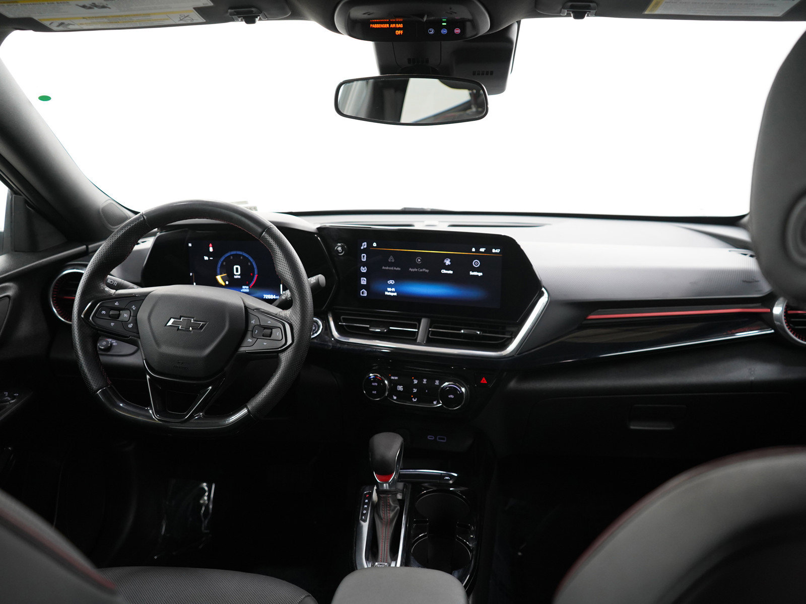 Used 2024 Chevrolet Trax RS w/ Driver Confidence Package image 14