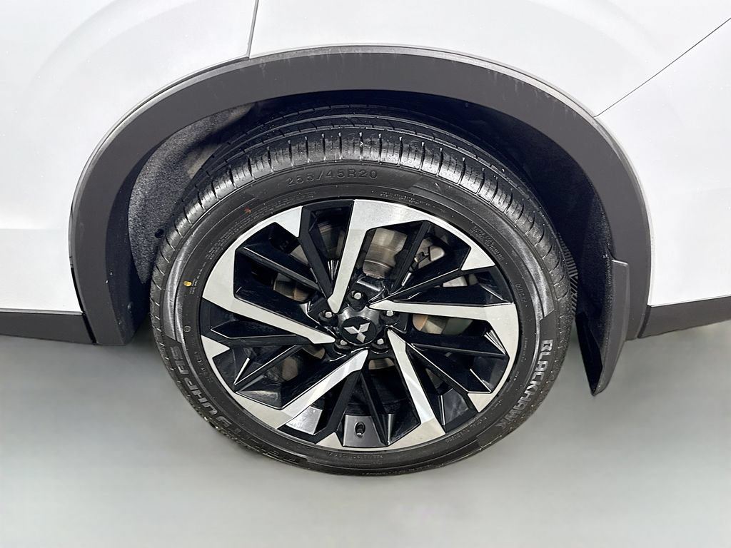 Used 2024 Mitsubishi Outlander SE Black Edition AWD/4WD image 35