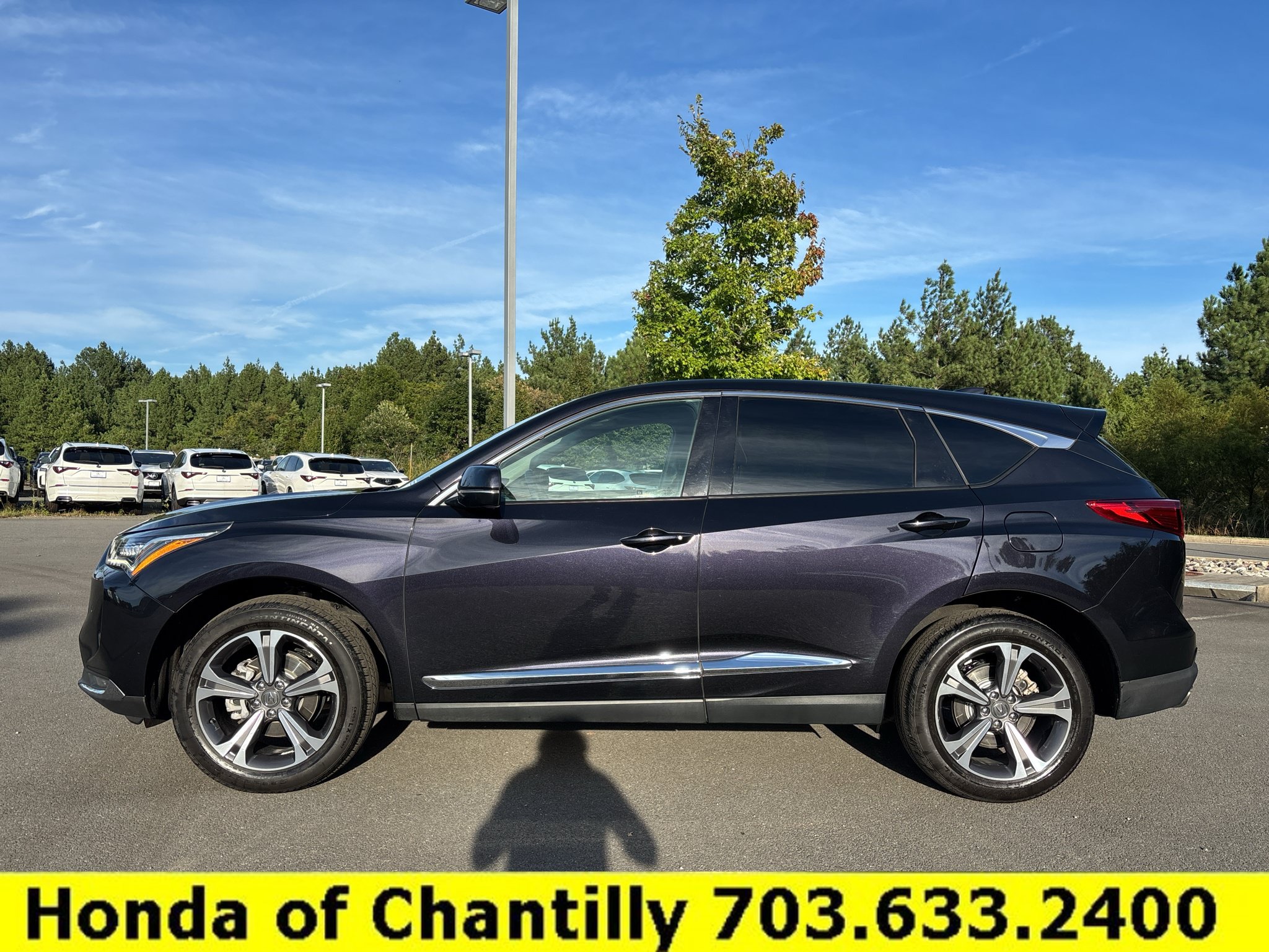 Used 2023 Acura RDX w/ Advance Package AWD/4WD image 2