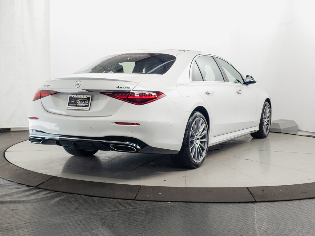 Used 2024 Mercedes-Benz S 580 4MATIC Sedan w/ AMG Line image 36