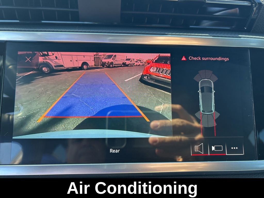 Used 2020 Audi Q3 2.0T Premium Plus w/ Premium Plus Package image 16