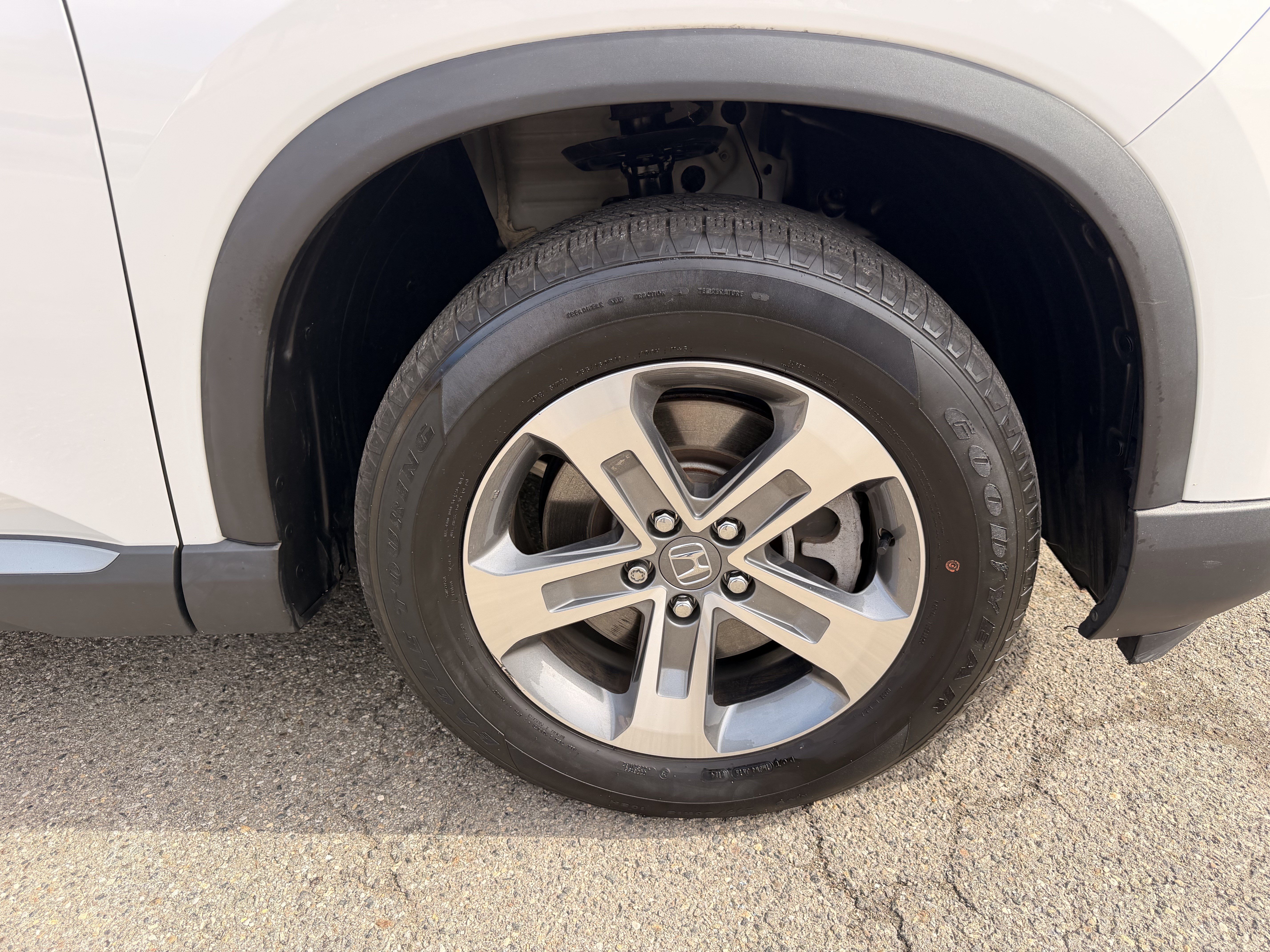 Used 2024 Honda Pilot EX-L image 10