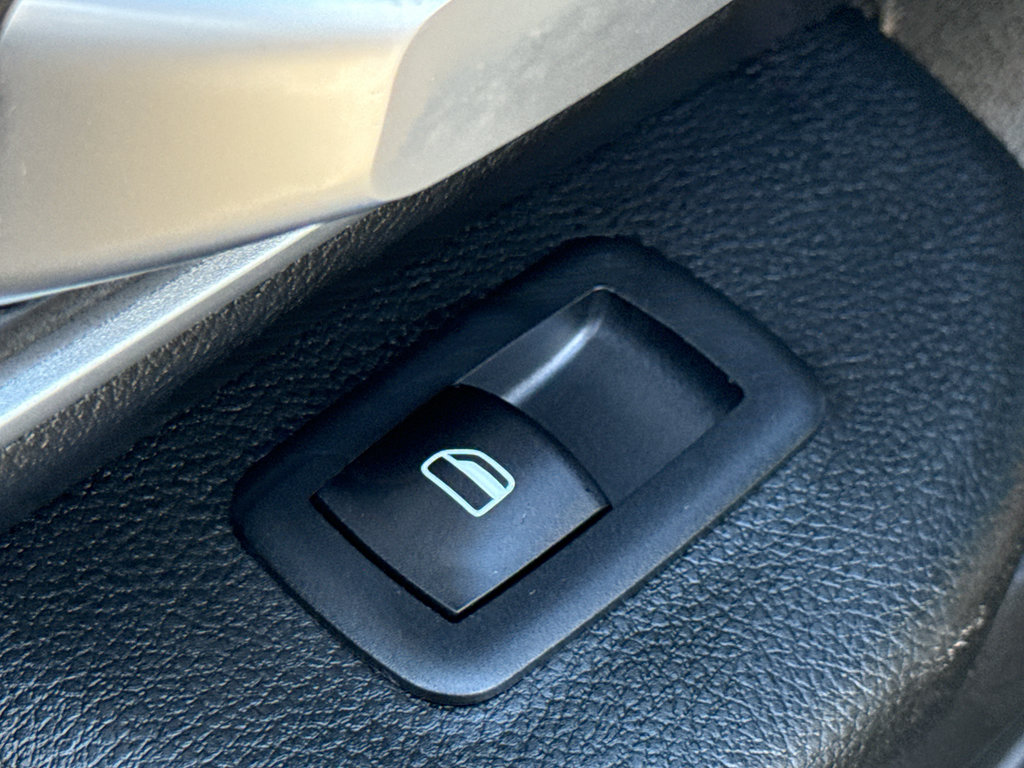Used 2022 RAM 1500 Big Horn AWD/4WD image 31