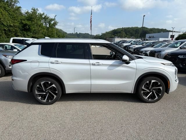 Used 2022 Mitsubishi Outlander SEL AWD/4WD image 6