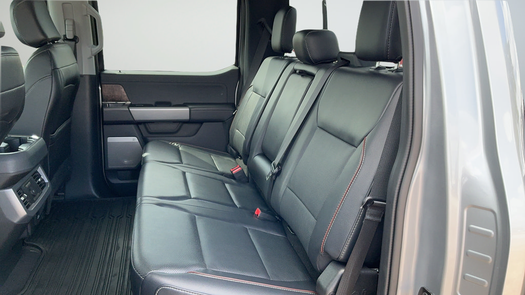 Used 2024 Ford F250 Lariat w/ Chrome Package AWD/4WD image 19
