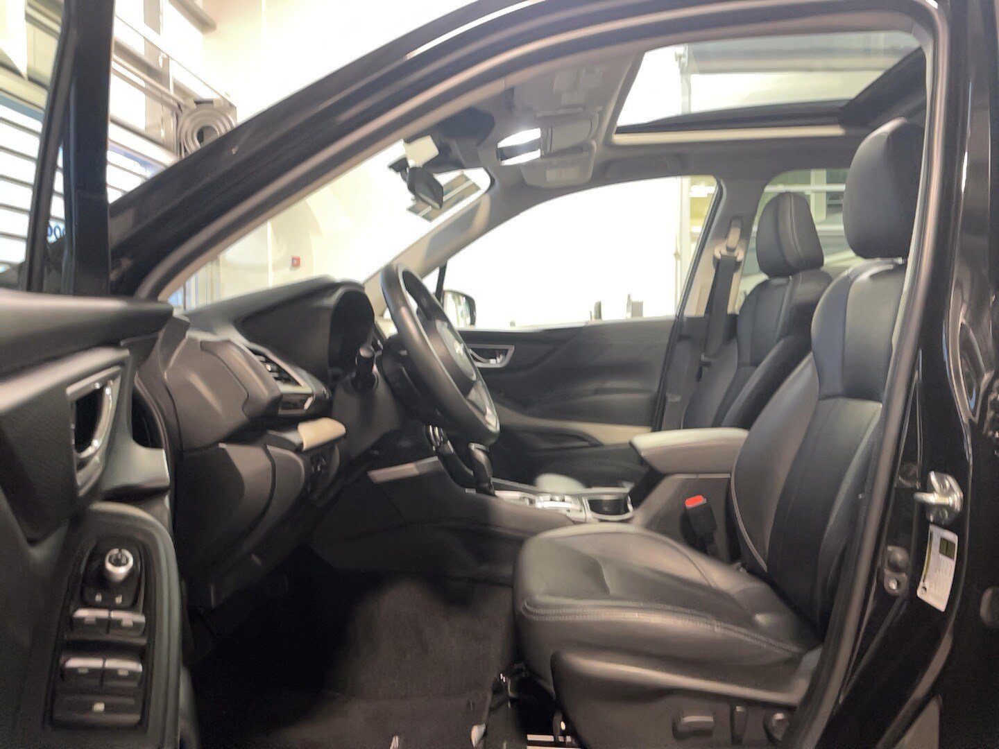 Used 2022 Subaru Forester Limited AWD/4WD image 8