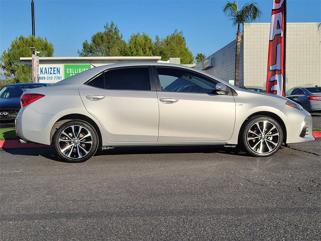 Used 2018 Toyota Corolla SE image 28