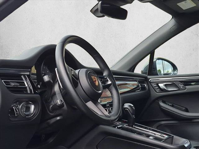 Used 2023 Porsche Macan S AWD/4WD image 11