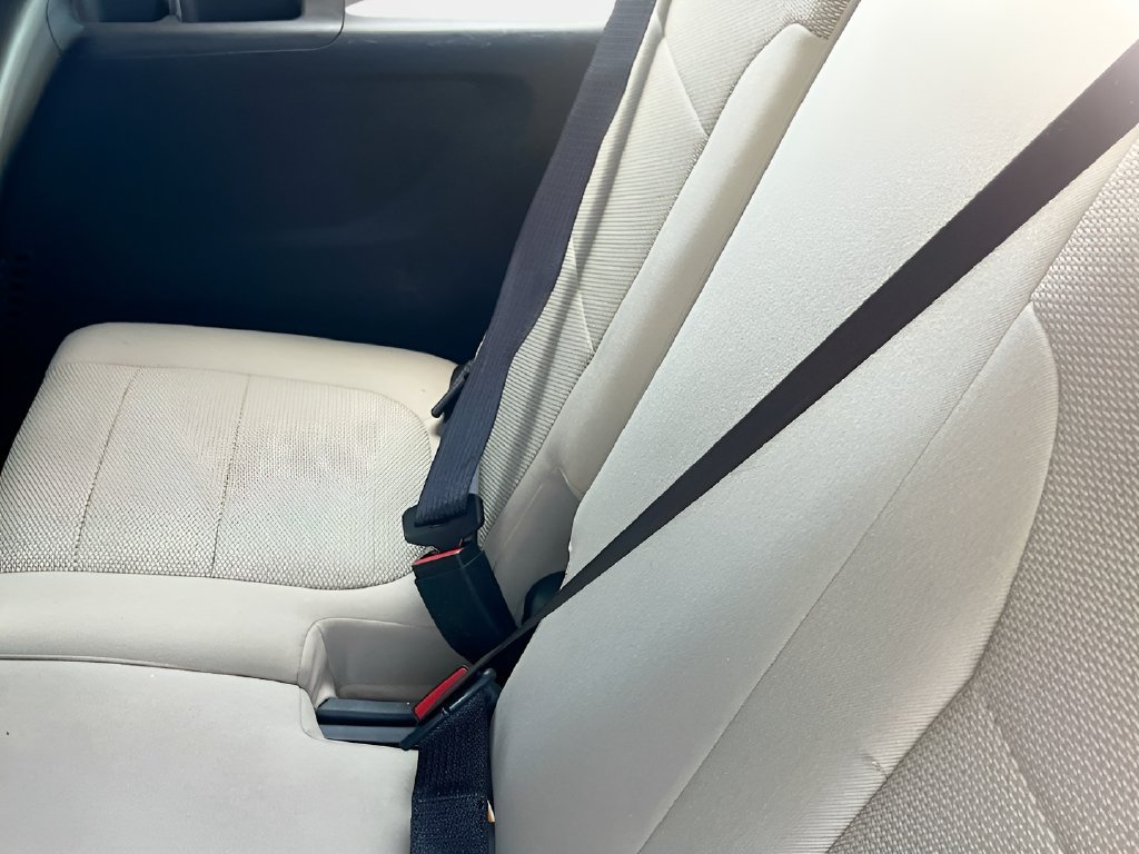 Used 2023 Chevrolet Traverse LS FWD image 25
