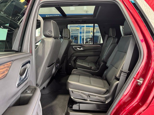 Used 2023 Chevrolet Tahoe Premier AWD/4WD image 10
