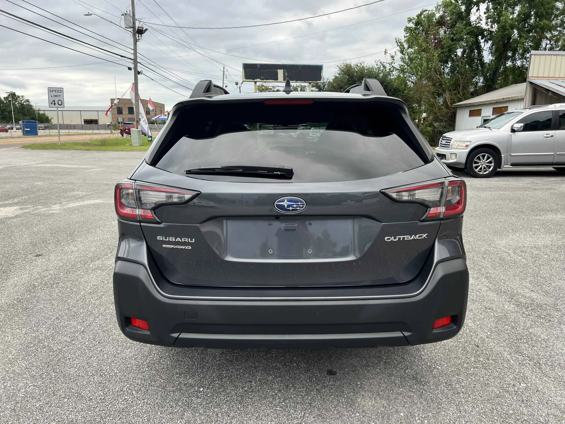 Used 2024 Subaru Outback AWD/4WD image 7