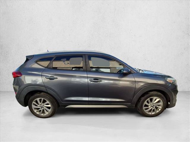 Used 2017 Hyundai Tucson SE w/ SE Popular Package 02 AWD/4WD image 4