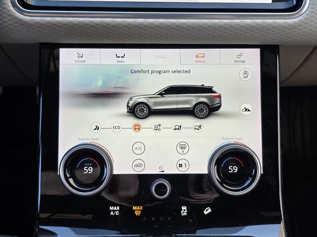 Used 2018 Land Rover Range Rover Velar R-Dynamic SE image 15