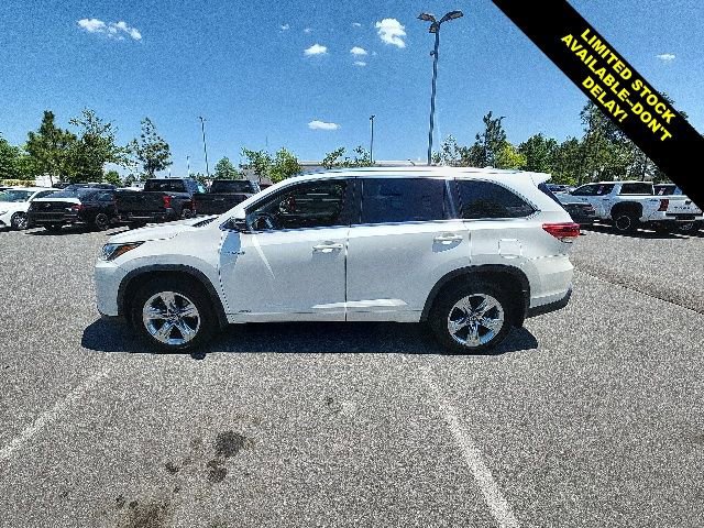 Used 2019 Toyota Highlander Limited AWD/4WD image 8