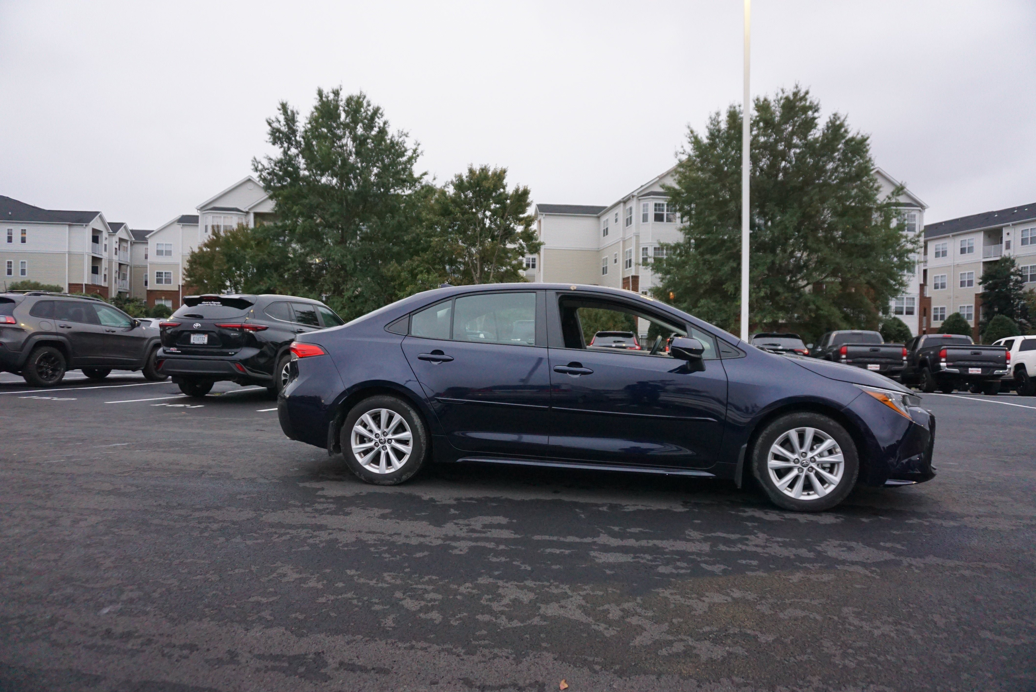 Used 2026 Toyota Corolla LE w/ LE Premium Package FWD image 3