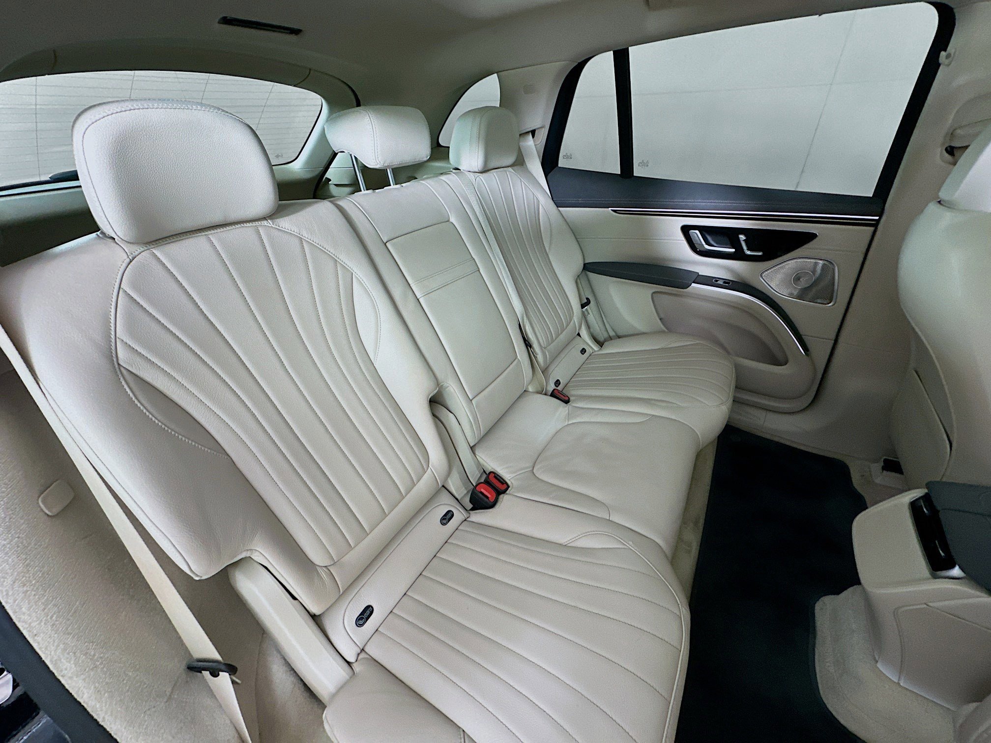Used 2023 Mercedes-Benz EQS 450+ 4MATIC SUV image 27