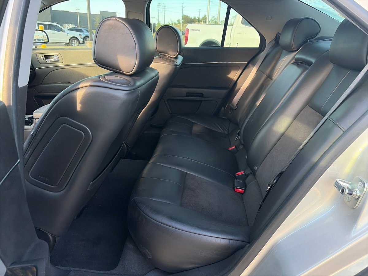 Used 2006 Cadillac STS V image 6